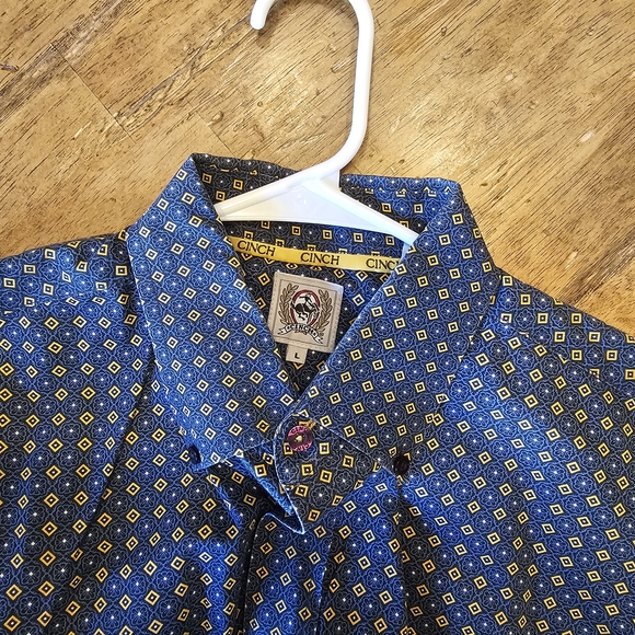 Cinch Blue Patterned Casual Button Down Shirt - Picture 1 of 4